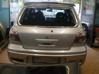 SOSTITUZIONE-LUNOTTO-MITSUBISHI-AUTLANDER