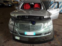 SOSTITUZIONNE-PARABREZZA-CARRO-MERCEDES-E-212